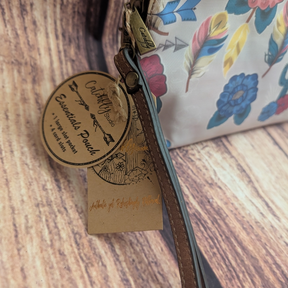 Floral Patterned Wristlet - Picture 2 of 5